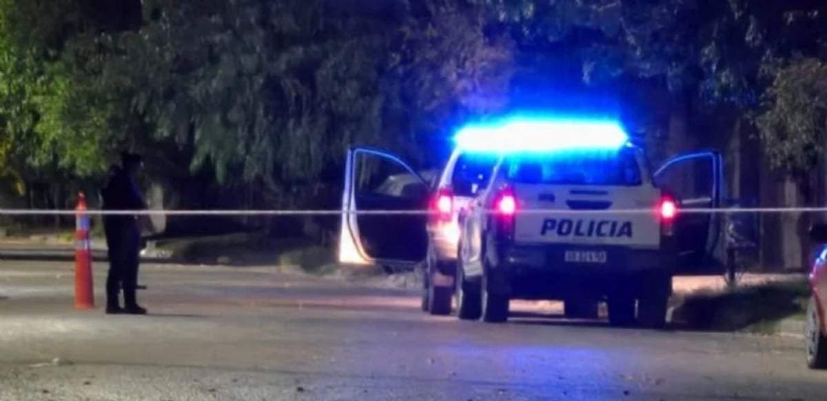 La Policía del Neuquén se hizo presente en el lugar de los hechos. Fuente (Mejor Informado)