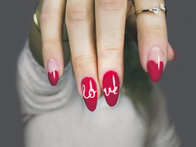 Tus uñas pueden verse más lindas sin exagerar: descubrí los 10 colores naturales que hacen la diferencia en tu manicura