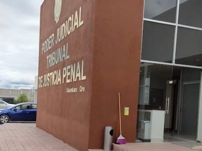 Tras años de acoso sexual y laboral, mujeres llevan a juez a la silla de acusados