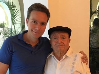 El "abuelo incómodo" de Manuel Velasco levanta la mano para la construcción del Tren Transístmico