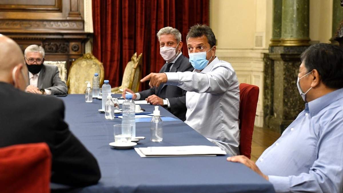 Reunión entre Sergio Massa y representantes petroleros. Fuente: (Twitter)