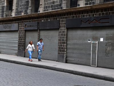 Personas de 65 años y más podrían exentar pago de ISR por venta de inmuebles