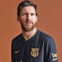 El Real Madrid y el Barcelona sorprendieron al mundo con la presentación de las nuevas camisetas