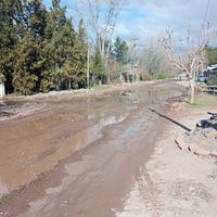 El barrio inundado donde siempre falta el agua