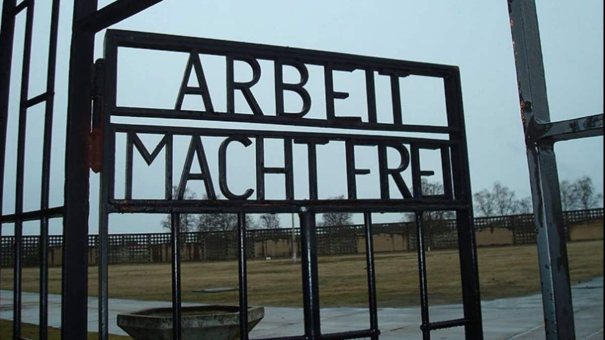 Entrada al campo de concentración Sachsenhausen