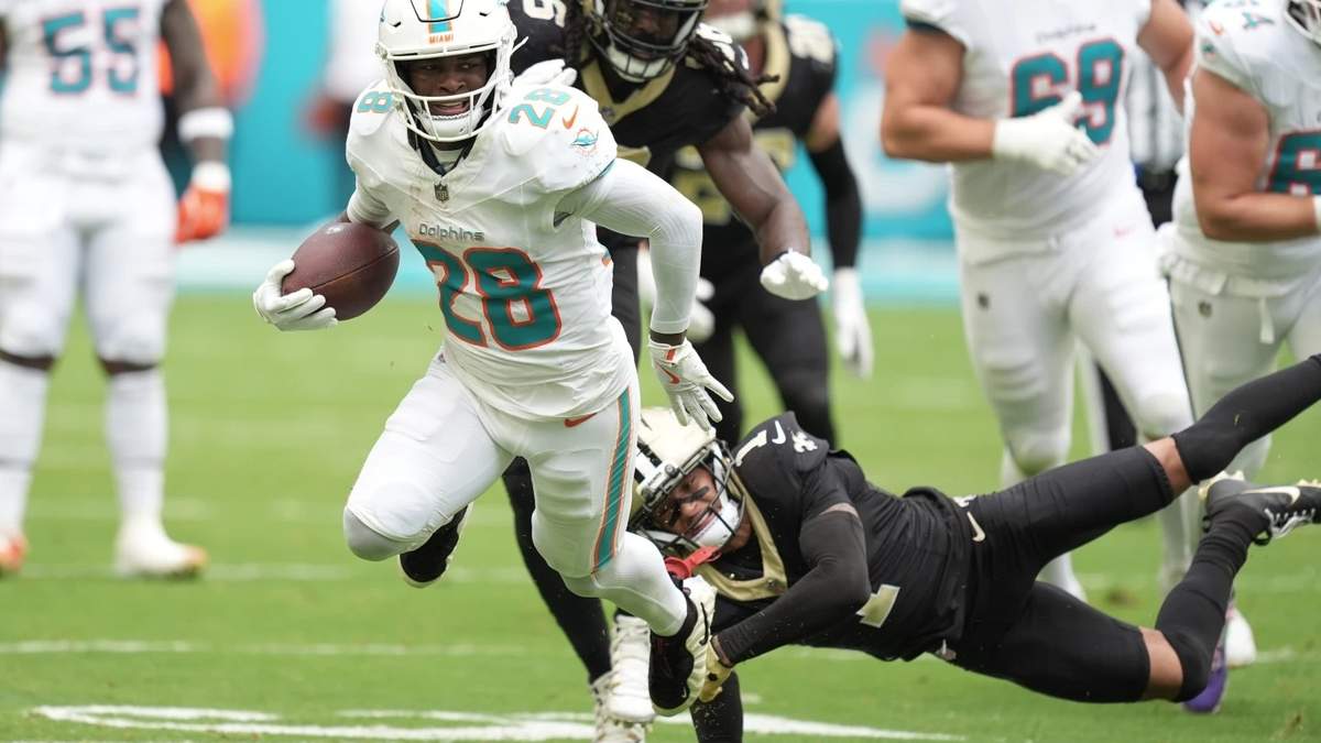 Los Dolphins superan 21-17 a los Saints y consiguen su tercera victoria consecutiva