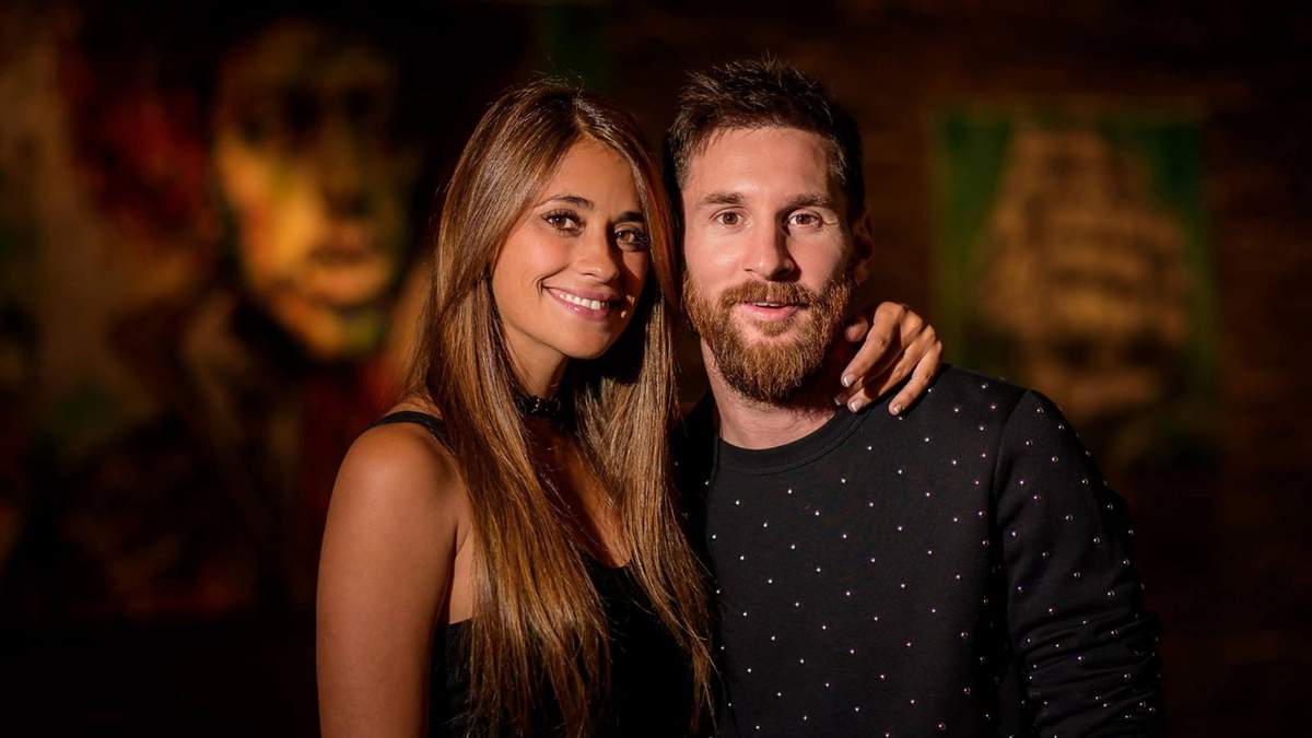 Lio Messi y Antonela Roccuzzo. Fuente: (Instagram)