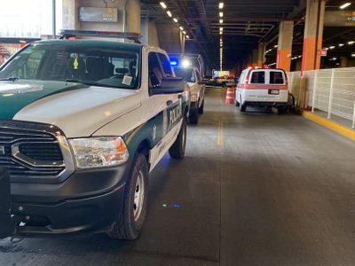 Asesinan a presunto extorsionador dentro del estacionamiento del Cetram Rosario, en Azcapotzalco