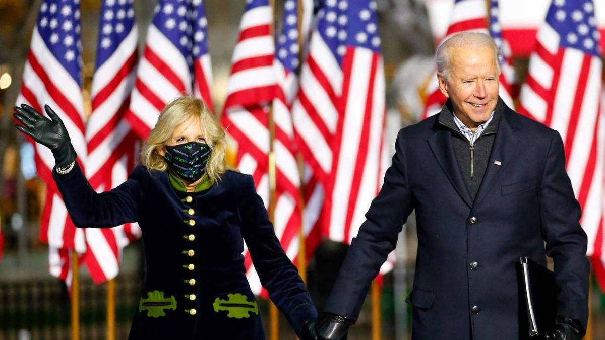 Joe Biden, y su esposa Jill