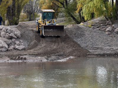 Autoridades provinciales recorrieron las obras del Río Limay