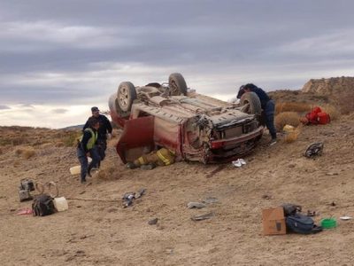Una mujer sufrió diversos golpes tras protagonizar un impresionante siniestro vial en la Ruta 40