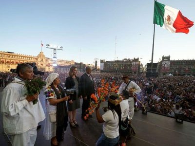 Beatriz Gutiérrez Müller felicita a AMLO: "No han sido fáciles estos tres años"