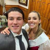Vaticano invita al gobernador Samuel García y a su esposa para reunirse con el Papa