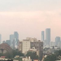 Regresa el humo y el cielo gris a la Ciudad de México
