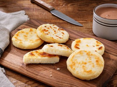 Pan de queso y yogurt: sin horno y en pocos minutos, una receta deliciosa con un resultado suave y esponjoso