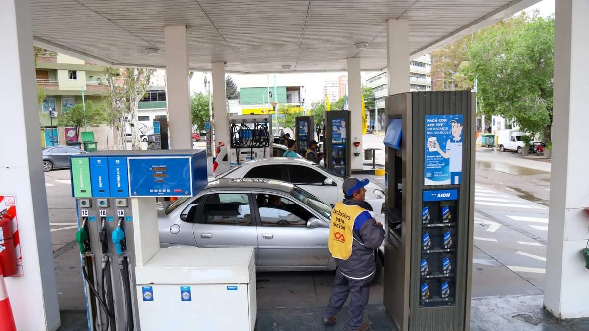 La nafta aumentará hasta un 4%. Fuente: (X)