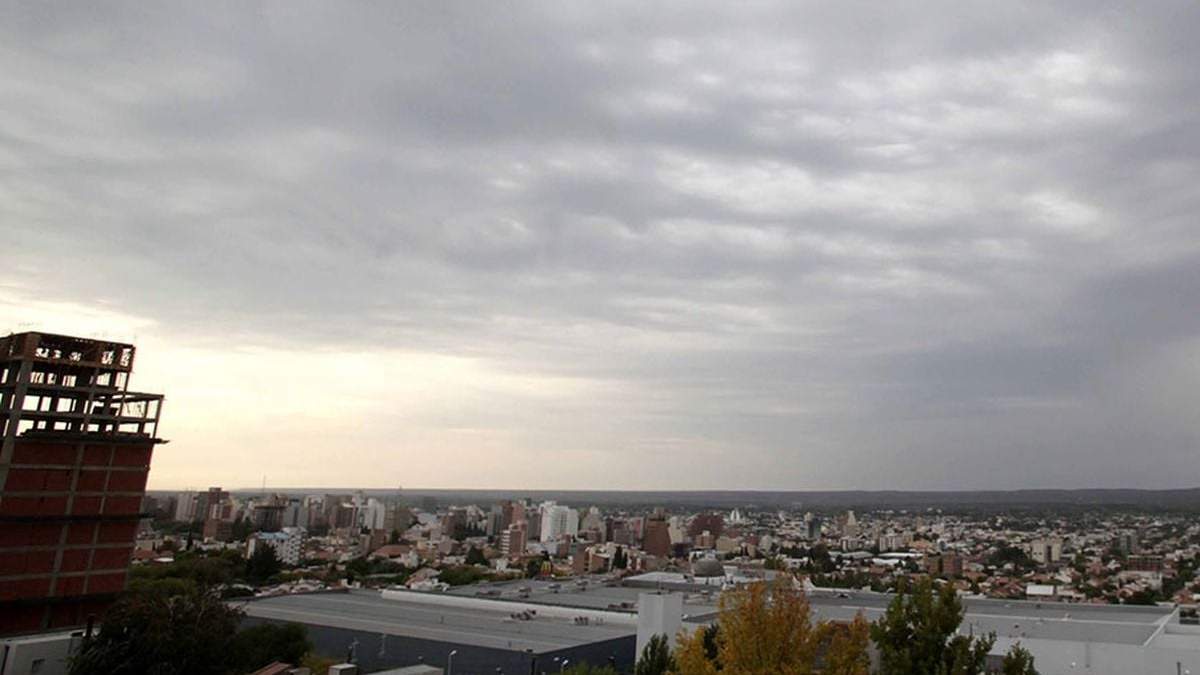 Cielo nublado en Neuquén. Fuente: (Twitter)
