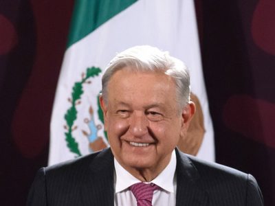 AMLO advierte sobre los extremistas de derecha e izquierda en Europa