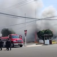 Queman negocios y tiran ponchallantas en nueva jornada de violencia en Tabasco