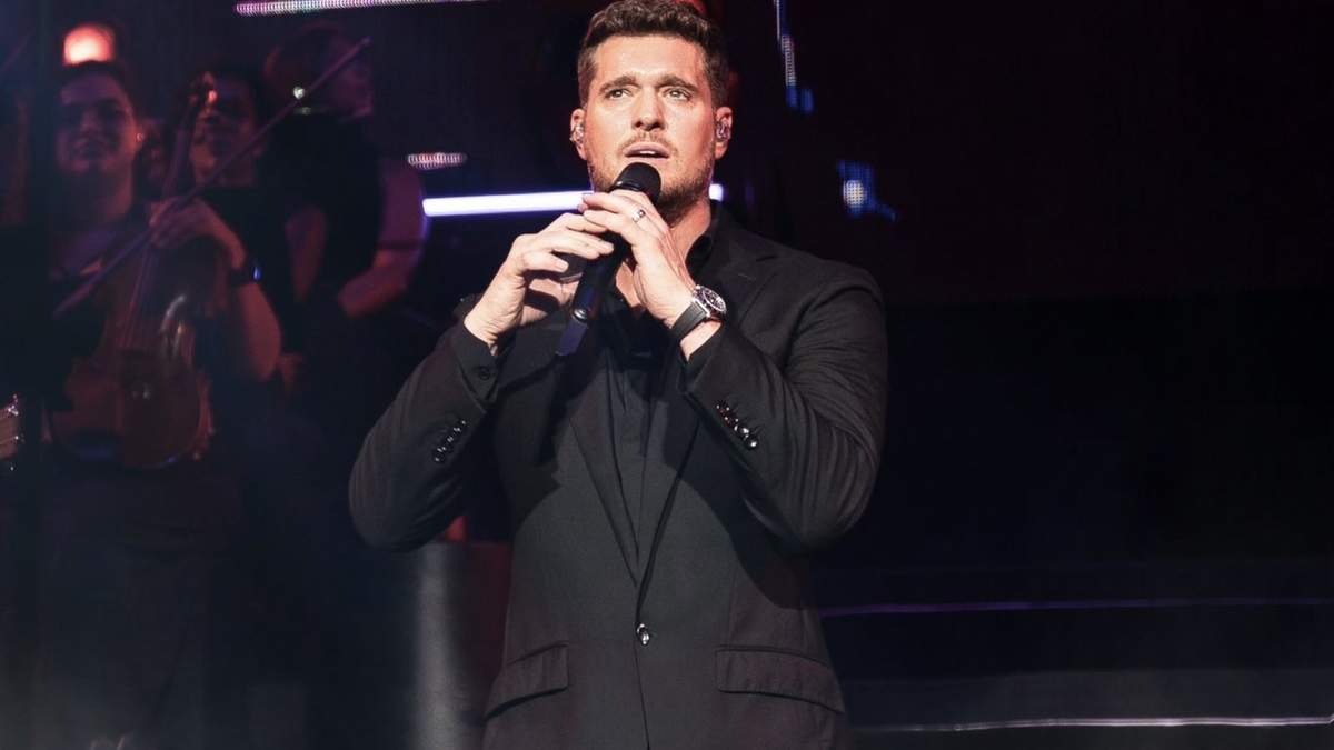 El cantautor y ganador del Grammy 2023 Michael Bublé