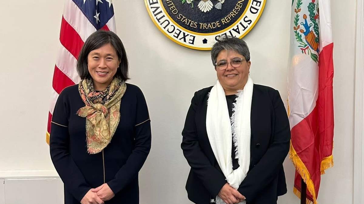 Raquel Buenrostro, y la representante comercial de Estados Unidos, Katherine Tai