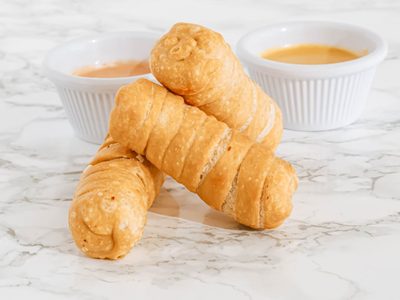 Cambiale la cara a la picada con estos tequeños que se hacen con solo 2 ingredientes