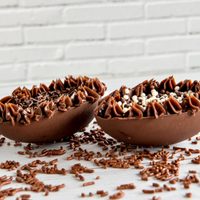 Tiramisú en huevo de Pascua: 2 postres en 1 para disfrutar del más rico dulce en estas fechas