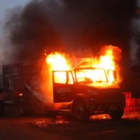Regresa la violencia a Nahuatzen; pobladores exigen acreditación como policías