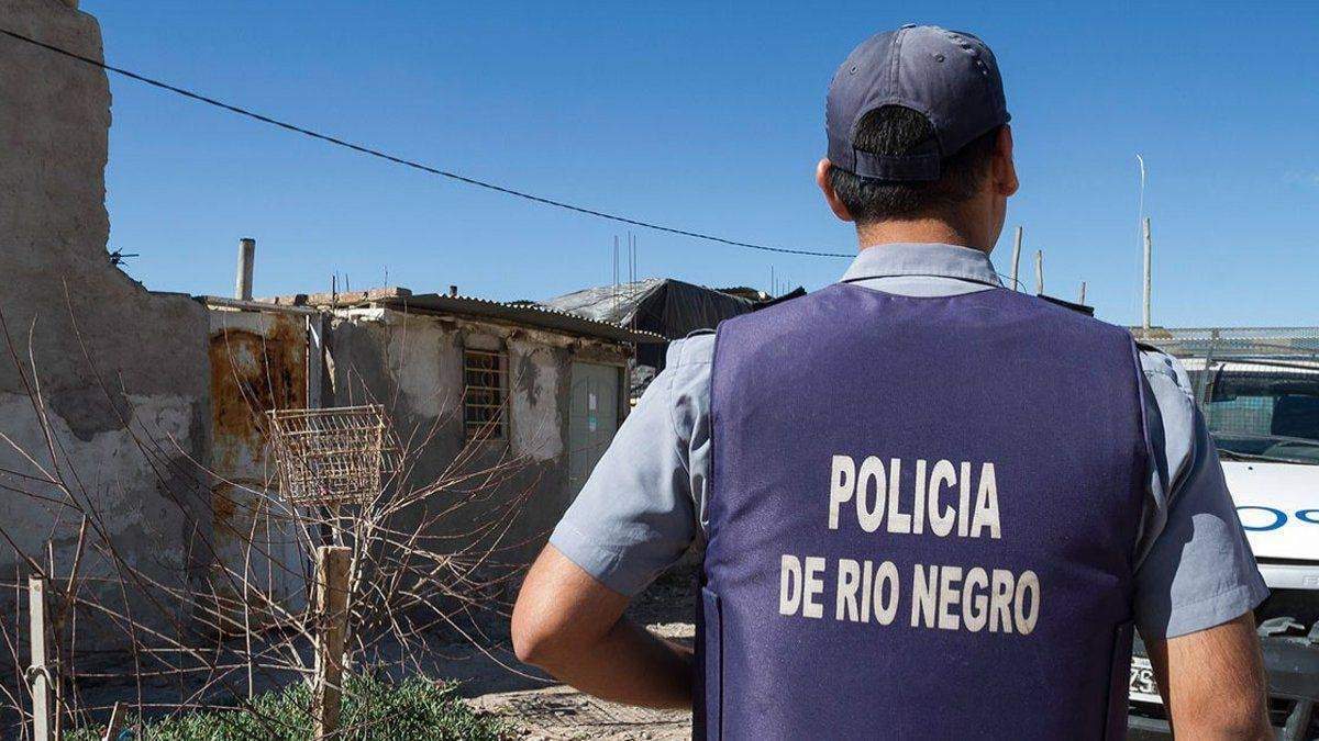 Efectivo policial de Río Negro. Fuente: (Twitter).