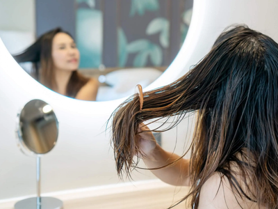 Con solo 2 plantas muy fáciles de conseguir: prepará este gel anticaída para fortalecer tu cabello