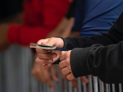 EU suspende citas para solicitantes de asilo en cruce fronterizo tras reportes de extorsión