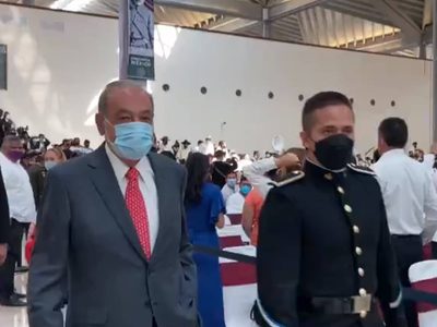 “Espectacular” así se refirió Carlos Slim al AIFA durante la inauguración