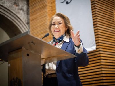 La ministra Yasmín Esquivel pide al INE aplazar la elección judicial de 2027