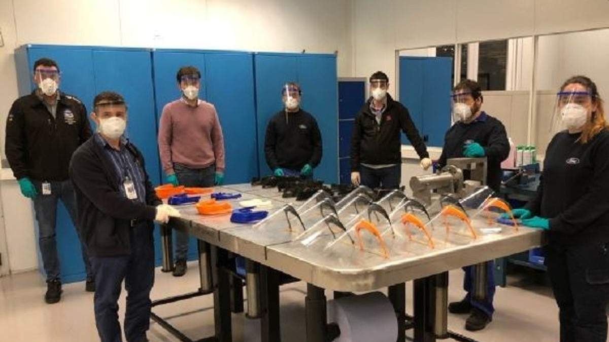 Ford producirá protectores faciales. Fuente: (Twitter)
