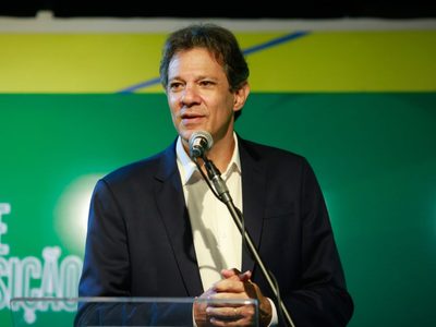 El ministro de economía de Brasil llamó a debatir reformas para calmar los mercados