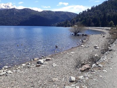 Podrían ser ovnis: relatos sobre misteriosas luces en un lago de Bariloche