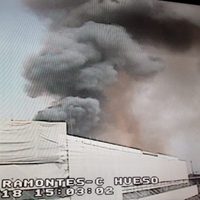 Se incendia bodega en Galerías Coapa, plaza en reconstrucción tras el sismo del 19-S (Videos)