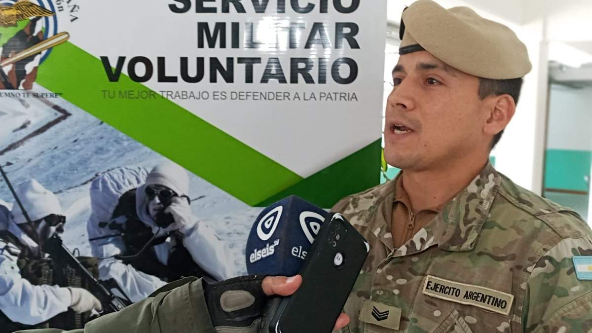 El servicio militar es voluntario desde 1994. Fuente: (Twitter)