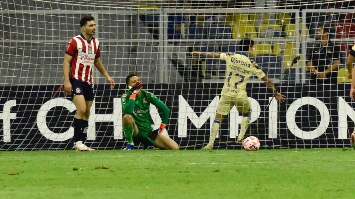 El segundo gol del América, anotado por Zendejas