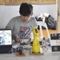 Se realizó el Primer Encuentro Regional de Robótica en la EPET 8