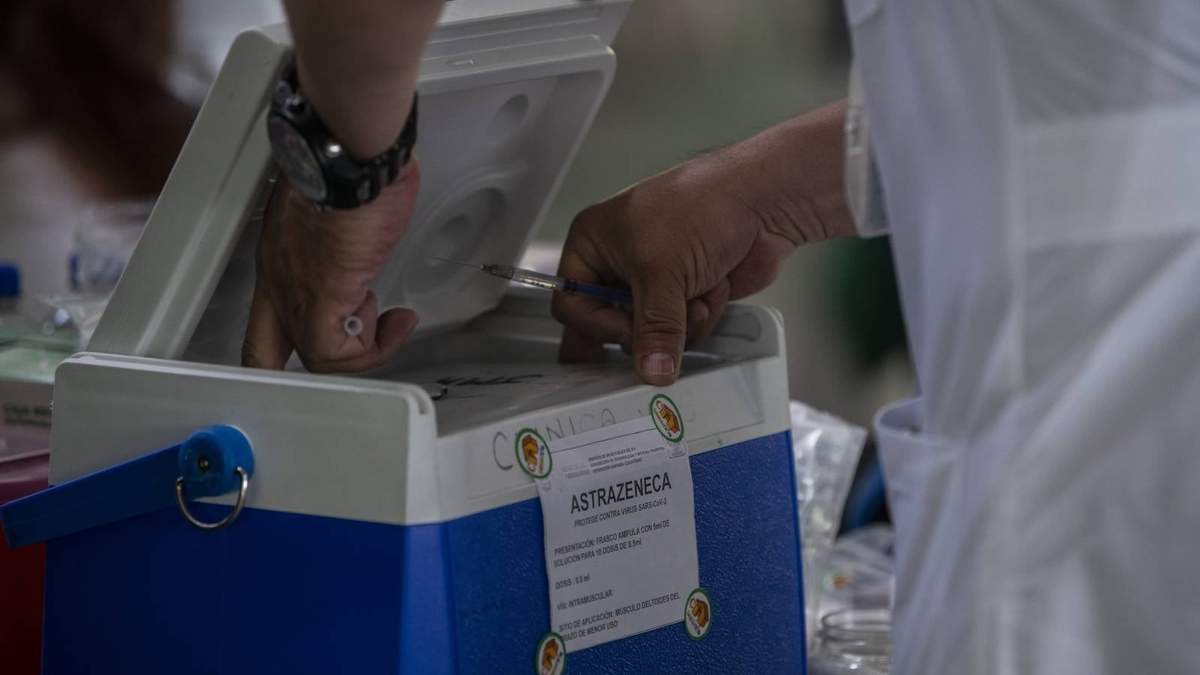 Aplicación en México de la vacuna AstraZeneca