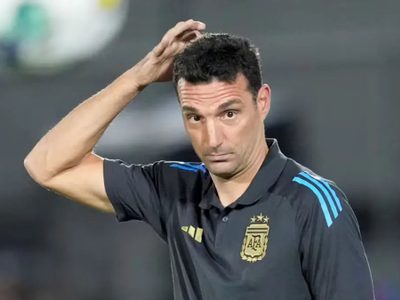 Preocupa a Scaloni: la angustiante situación que atraviesa un jugador seguido por la Selección Argentina