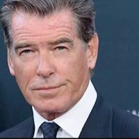 ¡Wow! Filtran foto de Pierce Brosnan y su look generó revuelo en el mundo ¿Como el vino?