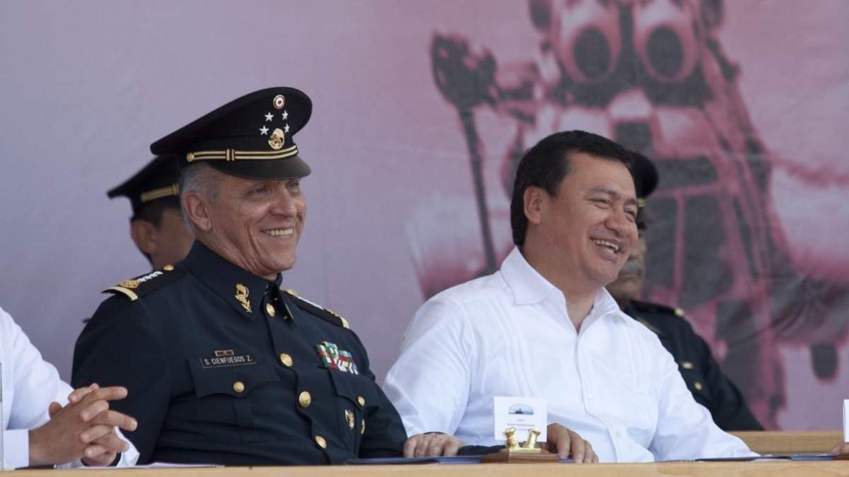 Salvador Cienfuegos y Miguel Ángel Osorio Chong