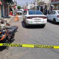Sicarios en motocicleta asesinan a cuatro jóvenes en Tláhuac