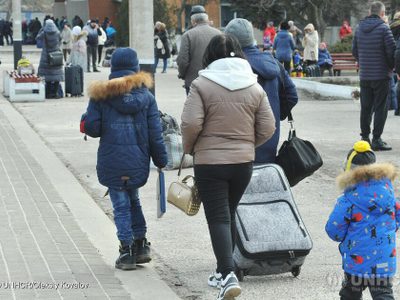 ACNUR reporta 660 mil refugiados de Ucrania ante bombardeos de Rusia