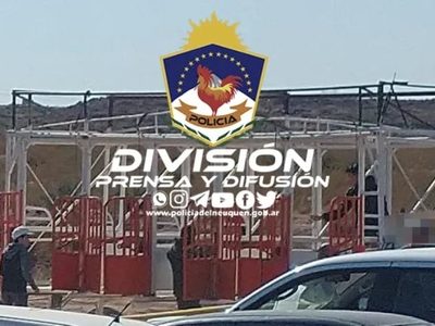 Organizaban carreras de caballos y apuestas en un barrio de Villa El Chocón