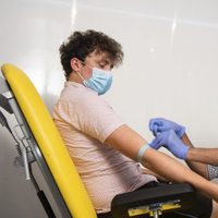 La vacuna de la universidad de Oxford muestra resultados positivos