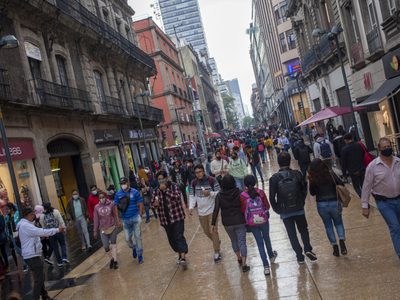 Hay aumentos "ligeros" de casos covid no tercera ola: Sheinbaum