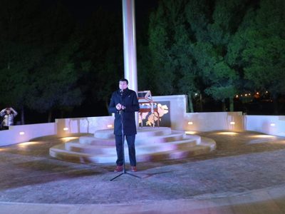 Di Tella inauguró la Plaza del Bicentenario en Cipolletti